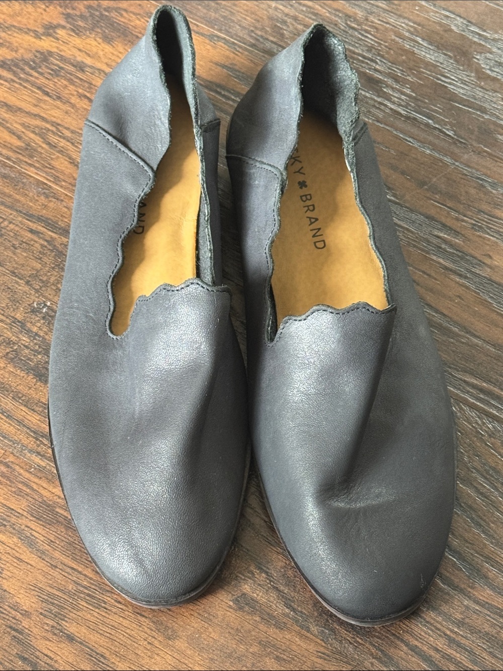 Lucky Brand Charcoal Black Scalloped Leather Slip-Ons